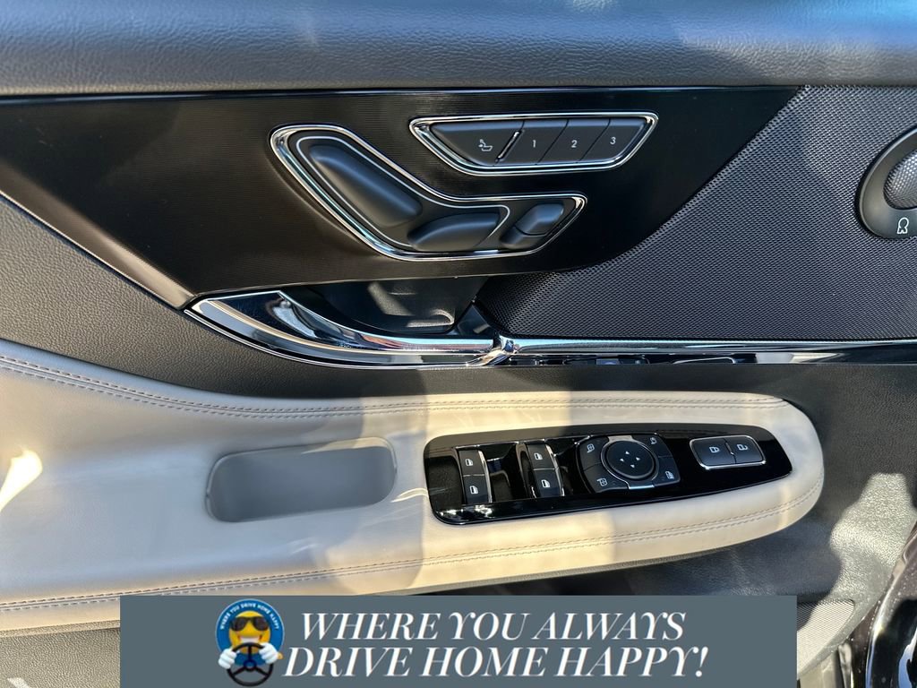 New 2026 Lincoln Corsair Reserve image 11