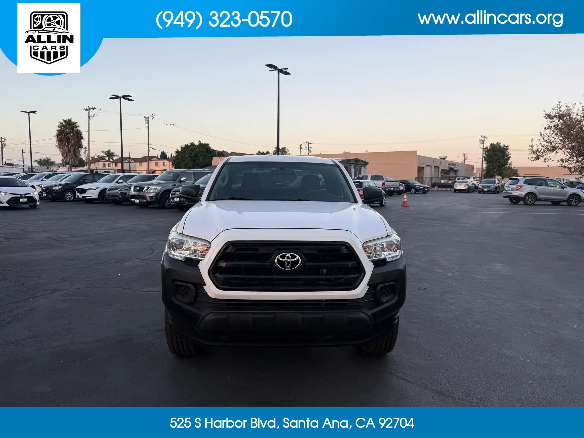 Used 2017 Toyota Tacoma SR RWD image 2