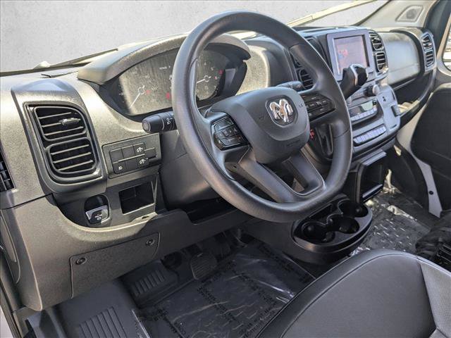 Used 2024 RAM ProMaster 2500 w/ Convenience Group FWD image 10