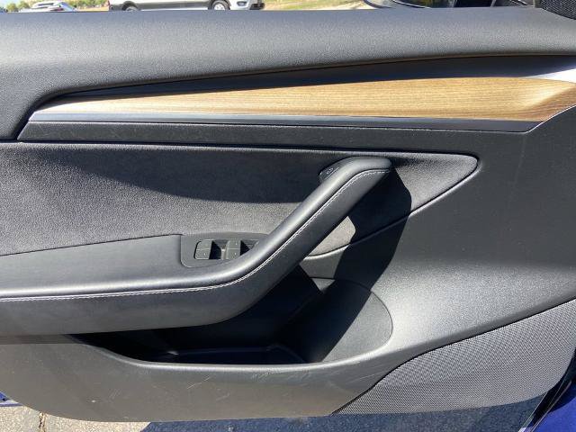 Used 2022 Tesla Model 3 Performance AWD/4WD image 16