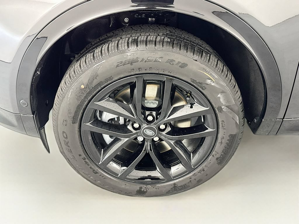 New 2026 Land Rover Discovery Sport Landmark AWD/4WD image 33