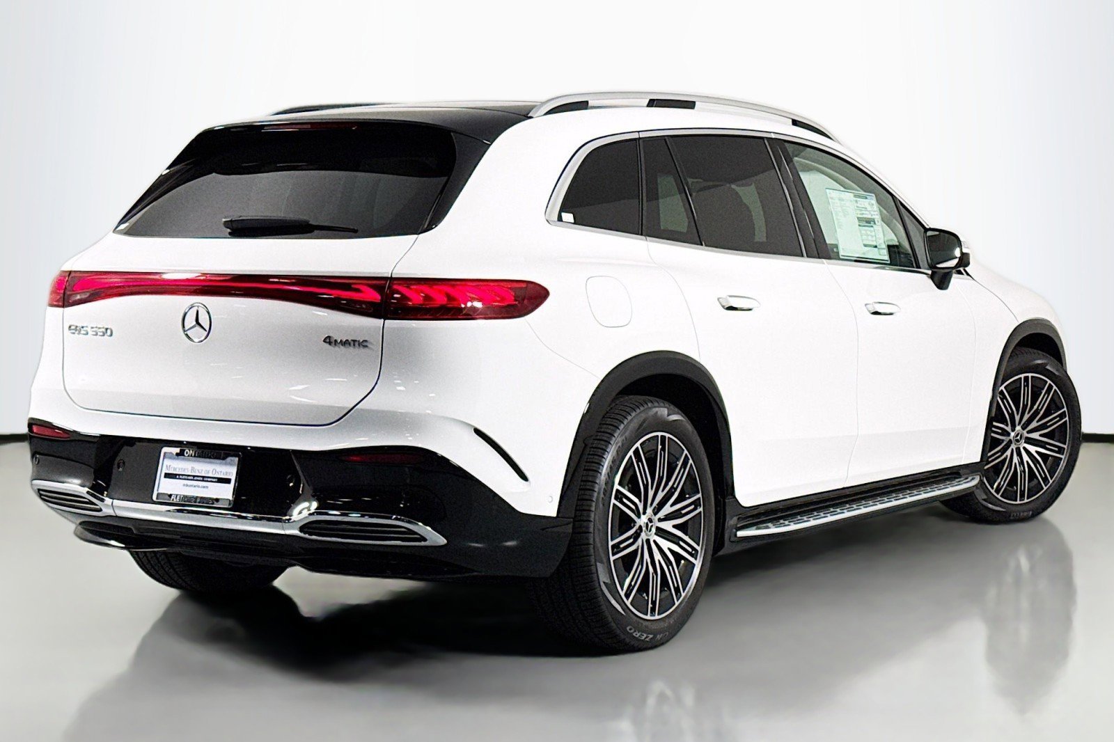 New 2026 Mercedes-Benz EQS 550 4MATIC SUV image 11