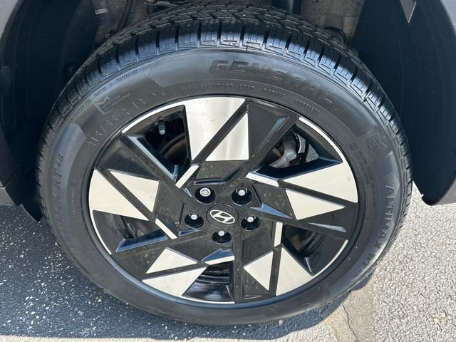 Used 2024 Hyundai Kona SEL image 24
