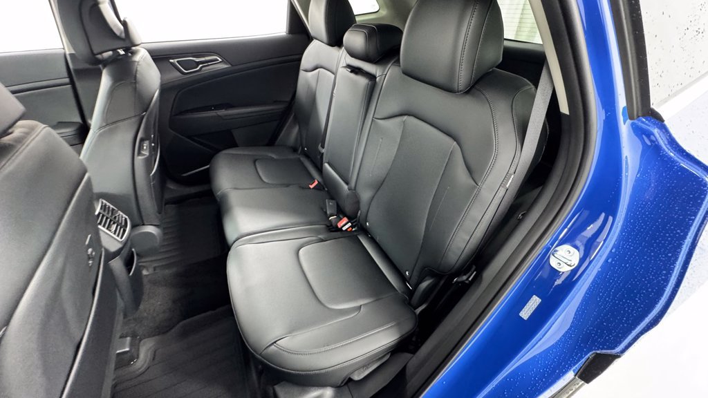 New 2026 Kia Sportage EX FWD image 12