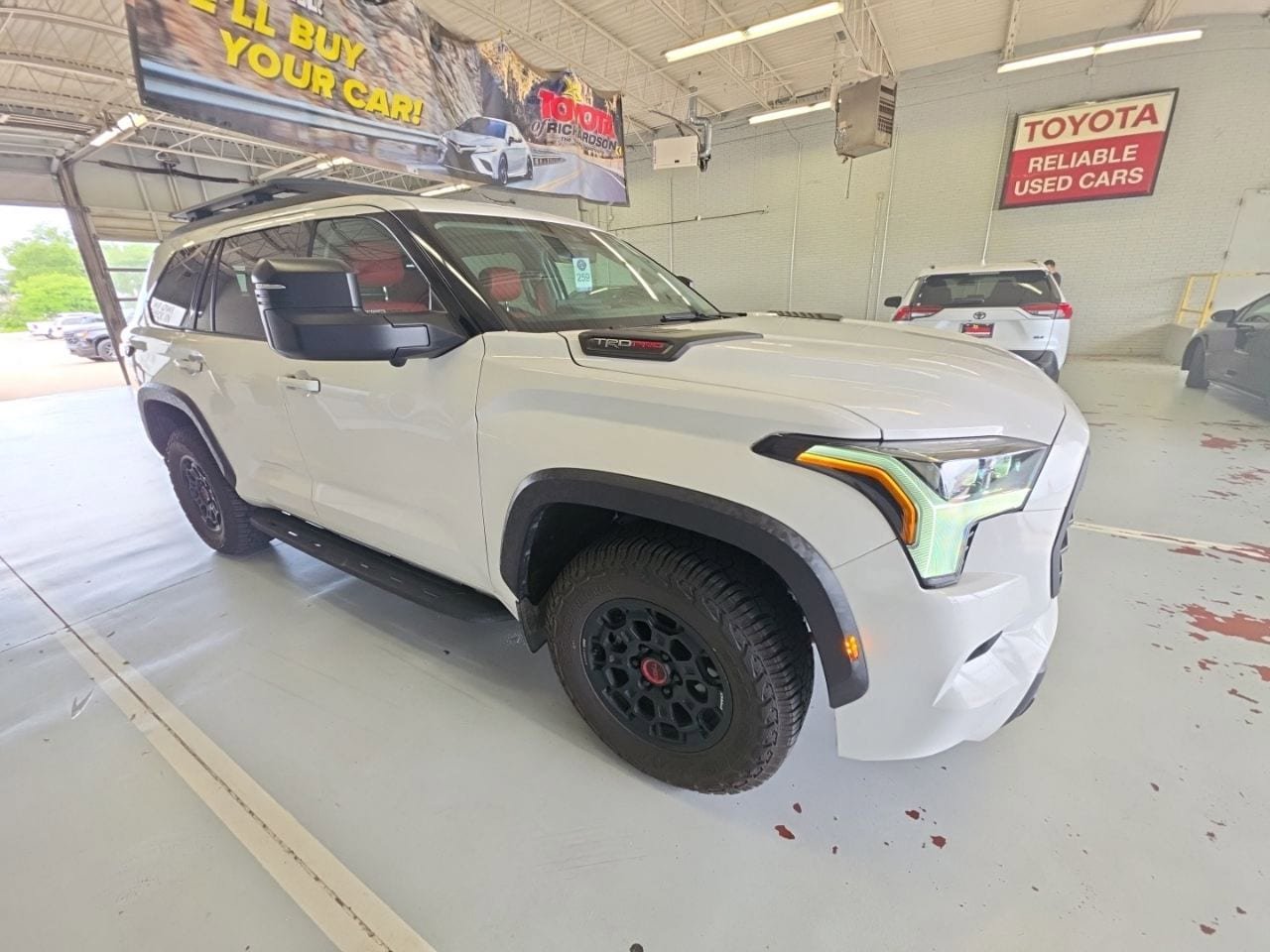 Used 2023 Toyota Sequoia TRD Pro AWD/4WD image 2