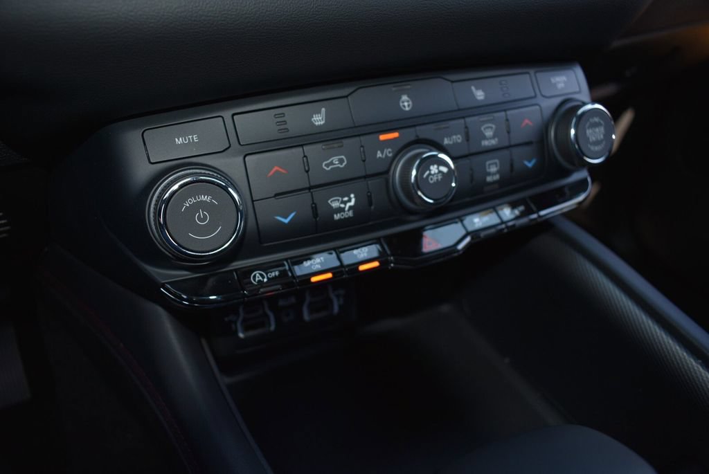 New 2026 Dodge Durango GT w/ Blacktop Package AWD/4WD image 17