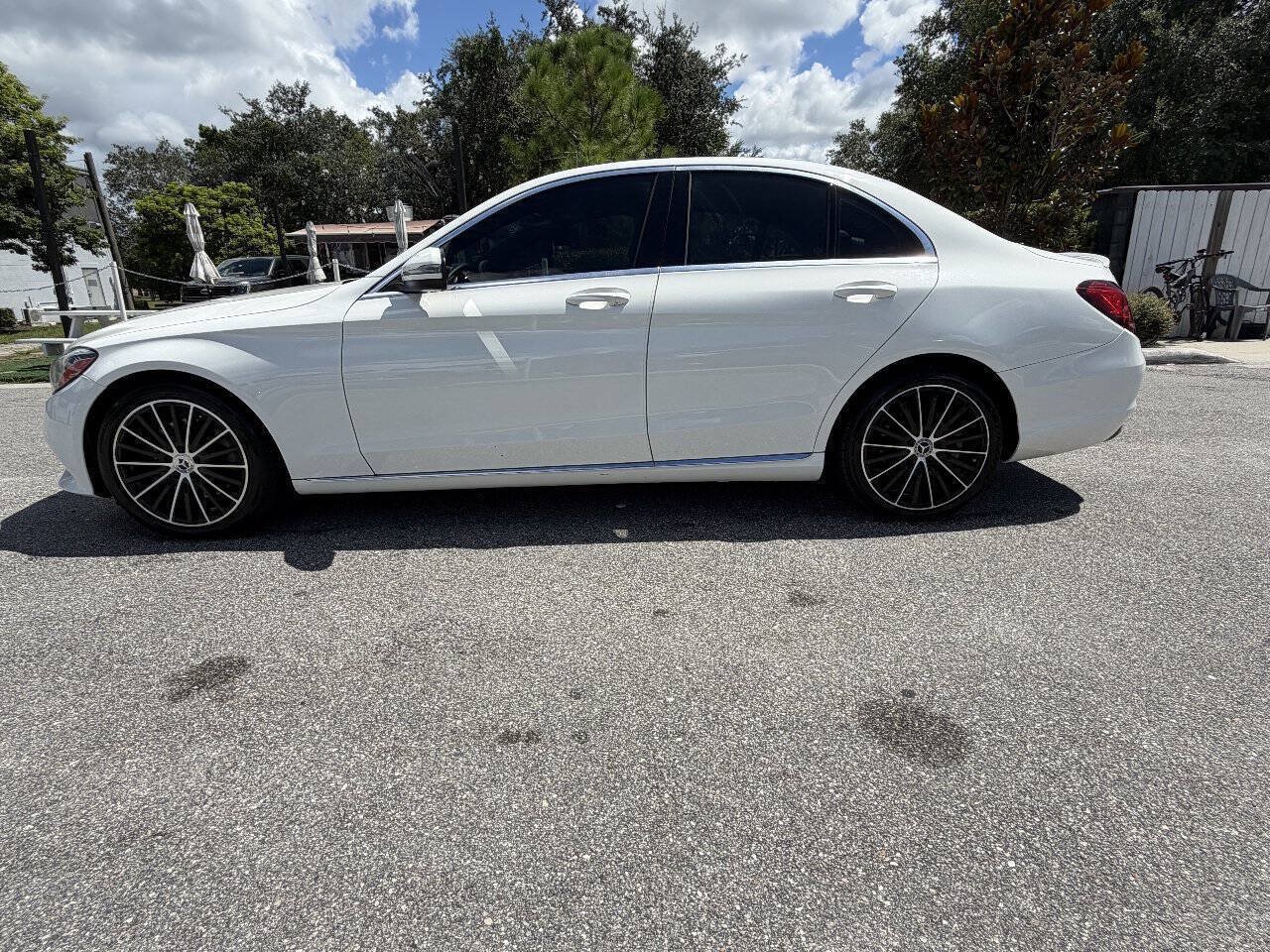 Used 2019 Mercedes-Benz C 300 Sedan image 4