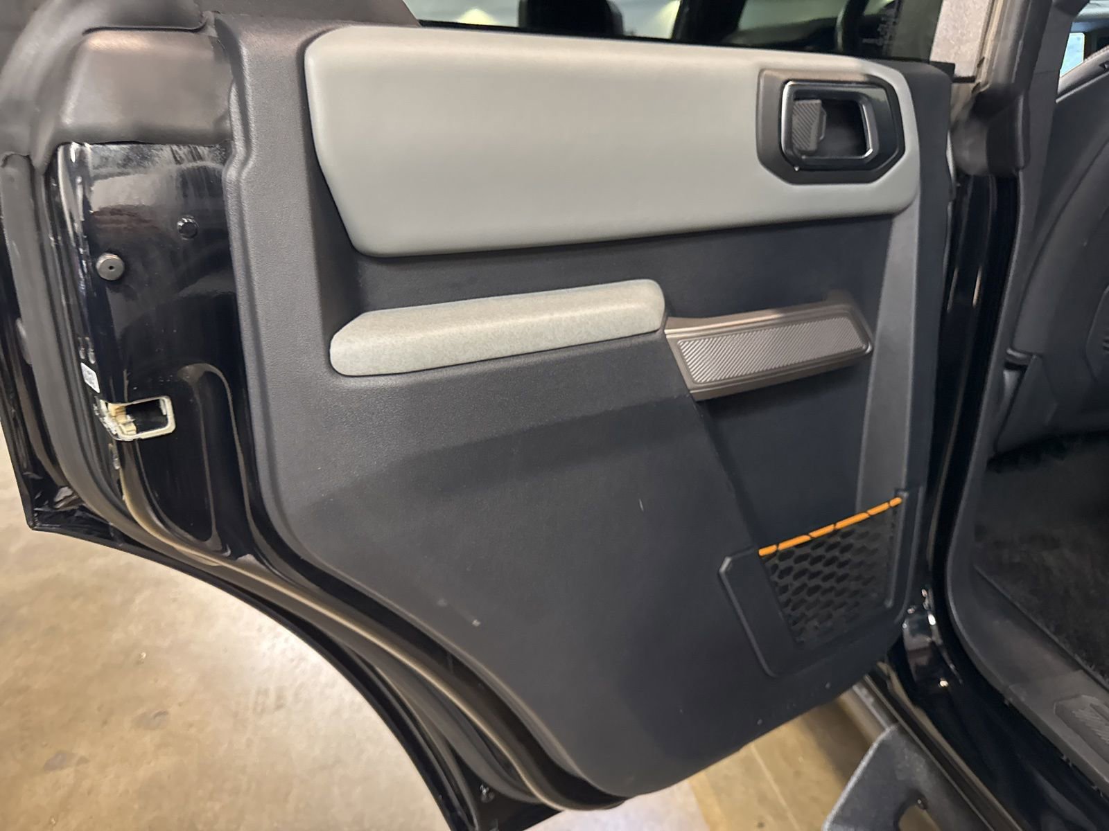 Used 2023 Ford Bronco Badlands image 12