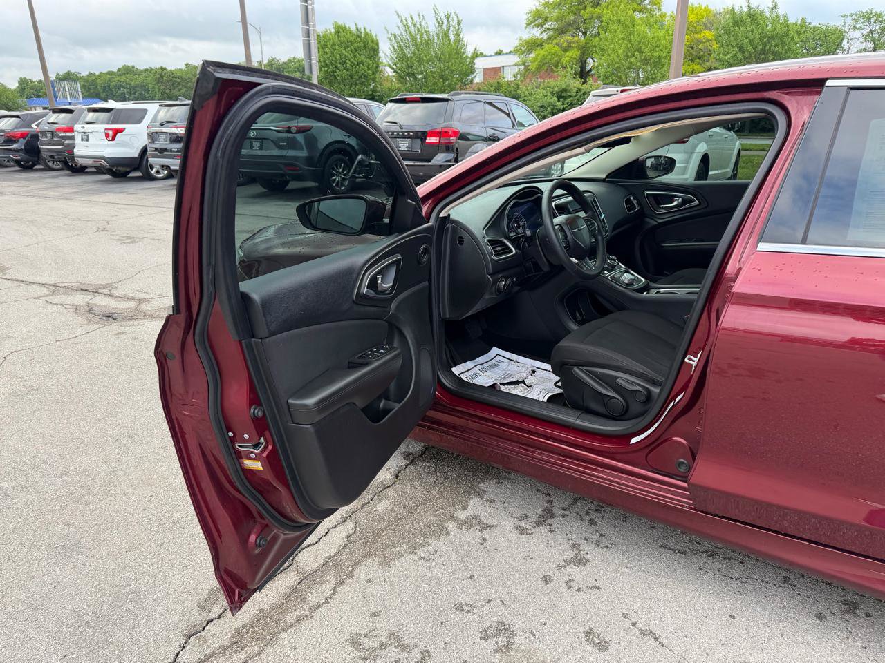 Used 2016 Chrysler 200 Limited FWD image 13