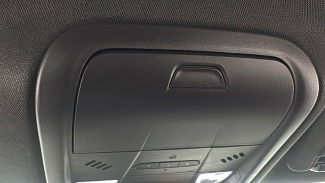 Used 2024 Buick Enclave Premium image 33