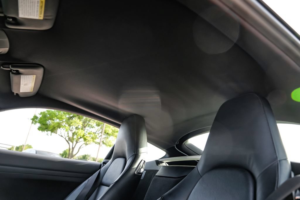 Used 2017 Porsche 718 Cayman RWD image 26