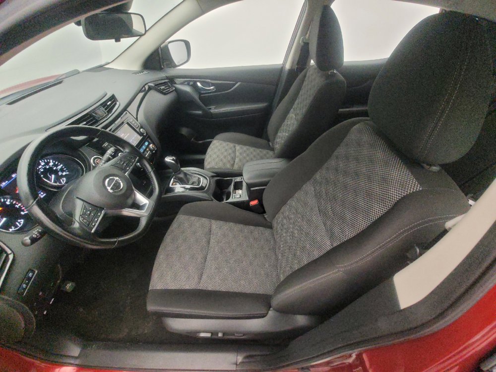 Used 2021 Nissan Rogue Sport SV image 17