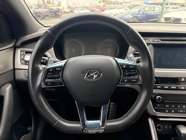 Used 2017 Hyundai Sonata Limited 2.0T FWD image 18