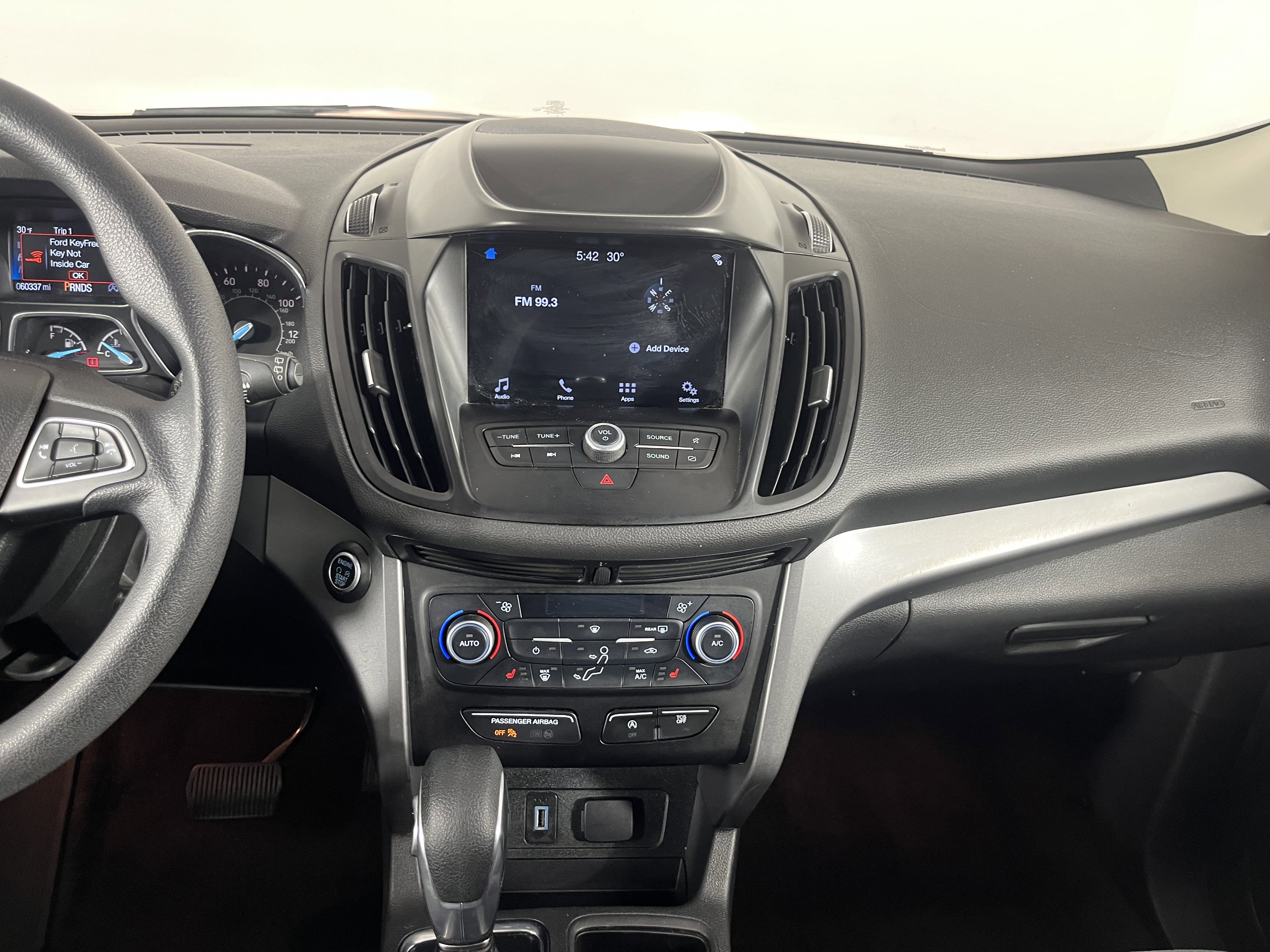 Used 2019 Ford Escape SE image 14