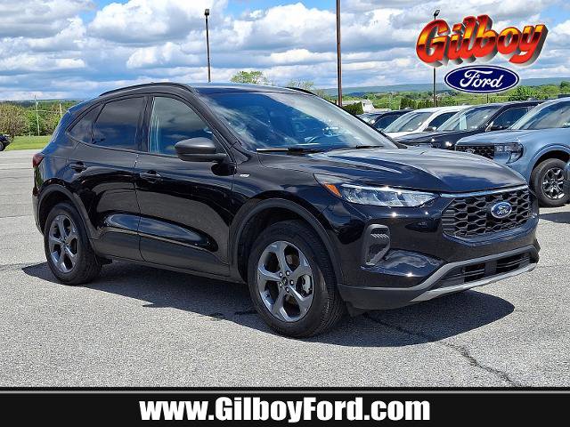 Certified 2025 Ford Escape ST-Line AWD/4WD image 1