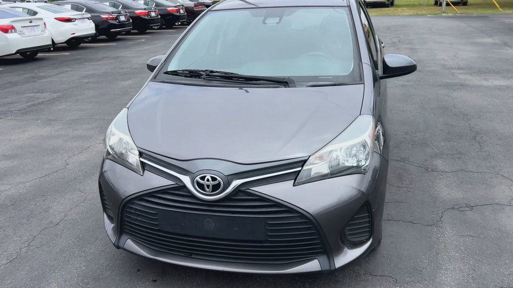Used 2017 Toyota Yaris L FWD image 3