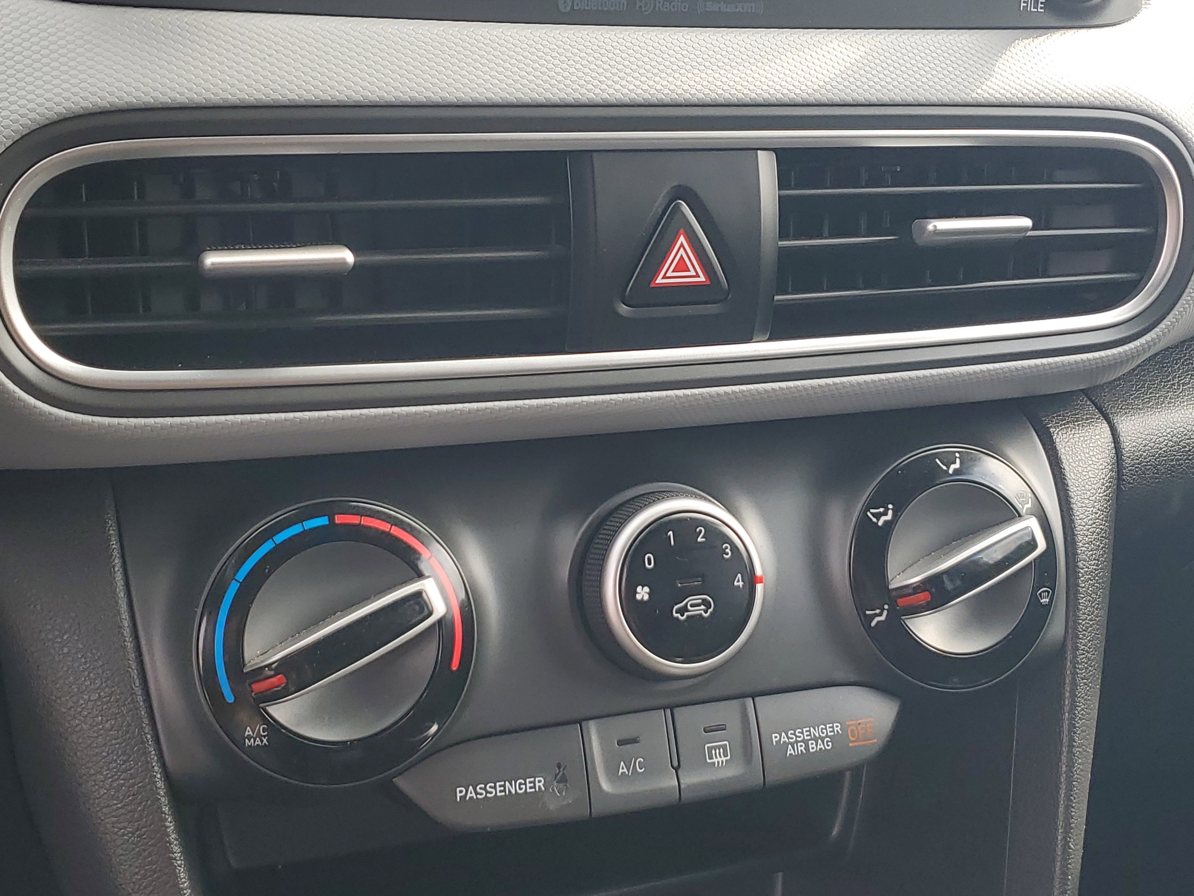 Used 2021 Hyundai Kona SEL image 10