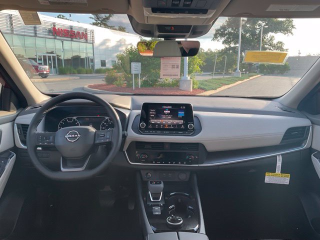 New 2026 Nissan Rogue Dark Armor AWD/4WD image 16