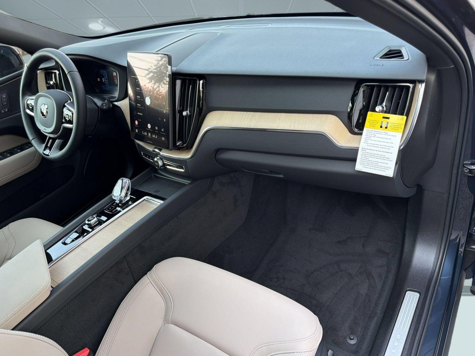 New 2026 Volvo XC60 B5 Plus w/ Protection Package Premier AWD/4WD image 31