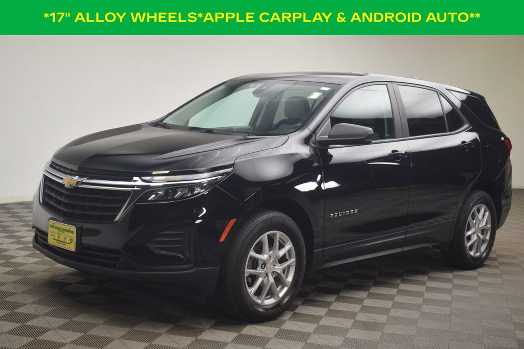 Used 2023 Chevrolet Equinox LS w/ LS Convenience Package AWD/4WD image 3