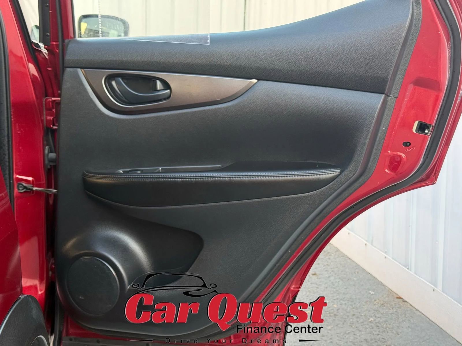 Used 2021 Nissan Rogue Sport S image 16