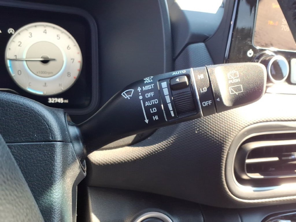 Used 2023 Hyundai Kona Limited w/ Cargo Package AWD/4WD image 24