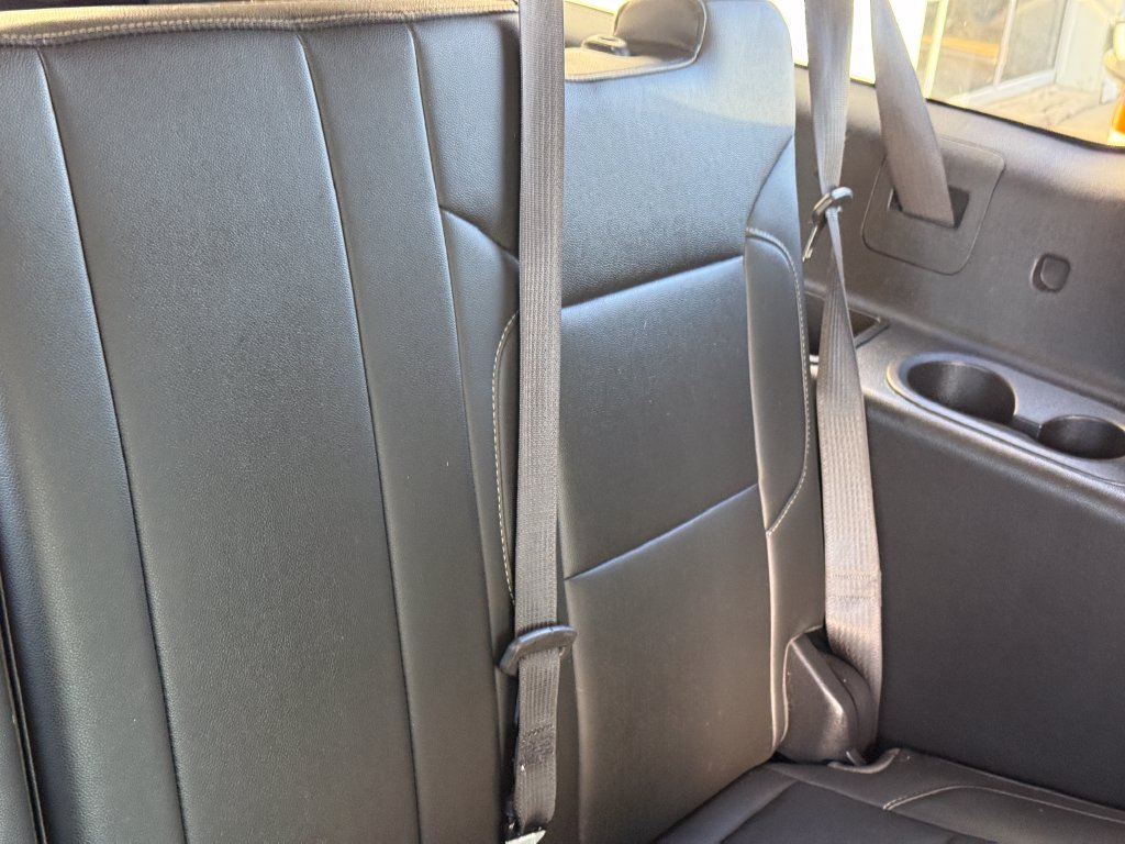 Used 2018 Chevrolet Suburban LT AWD/4WD image 23