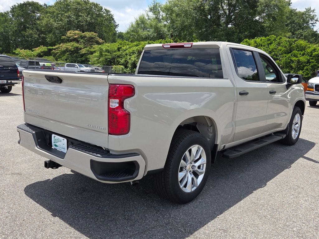 New 2026 Chevrolet Silverado 1500 Custom RWD image 10