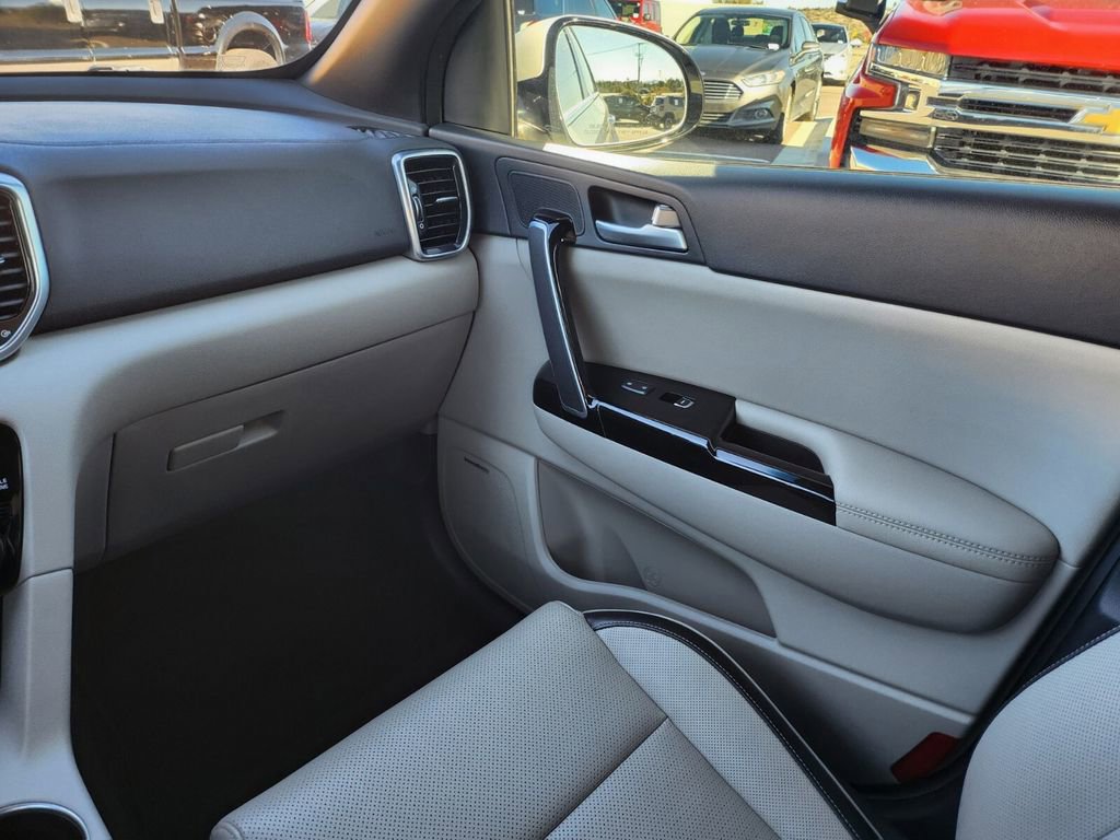 Used 2020 Kia Sportage SX image 26