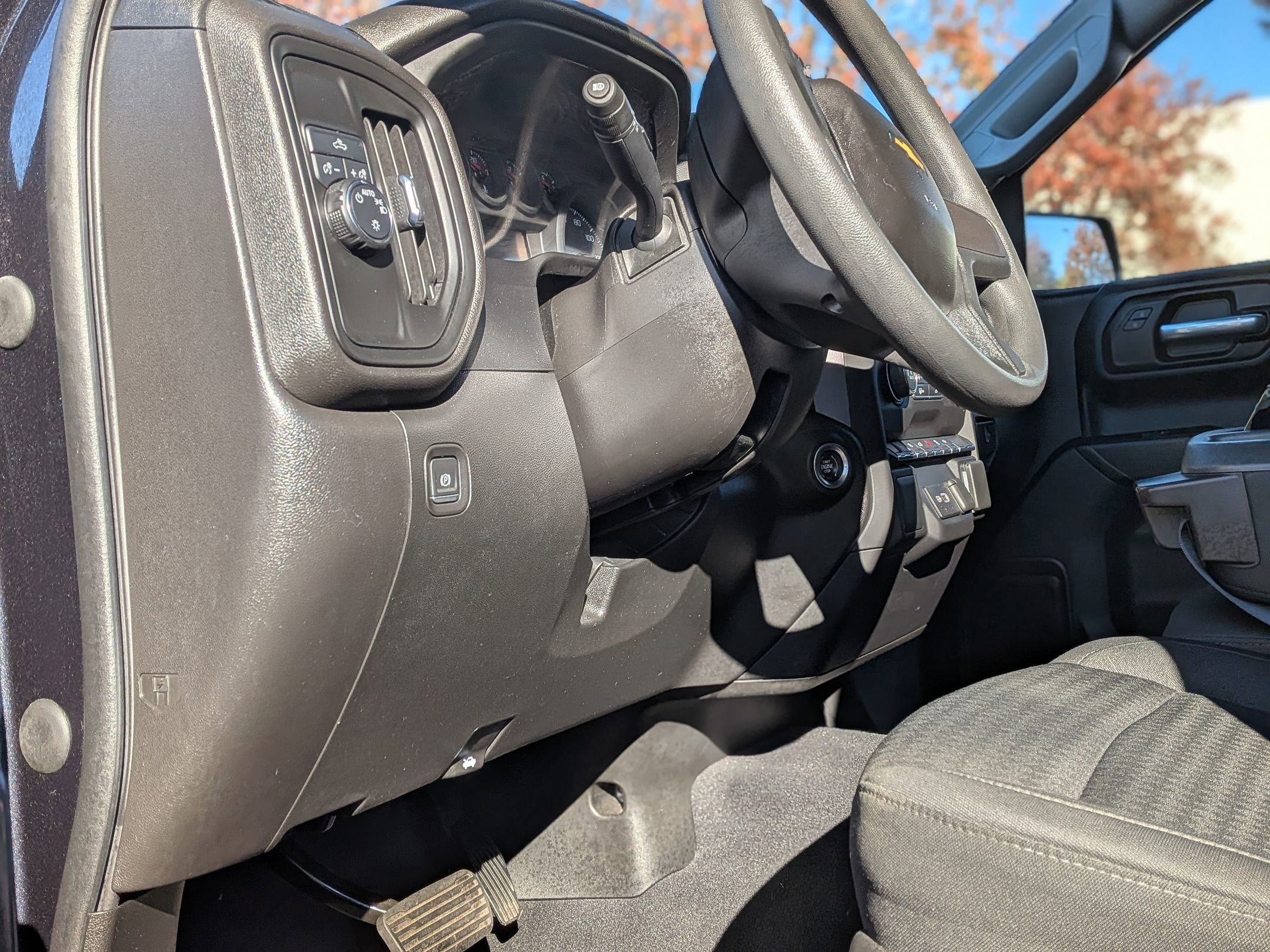 Used 2022 Chevrolet Silverado 1500 Custom image 17