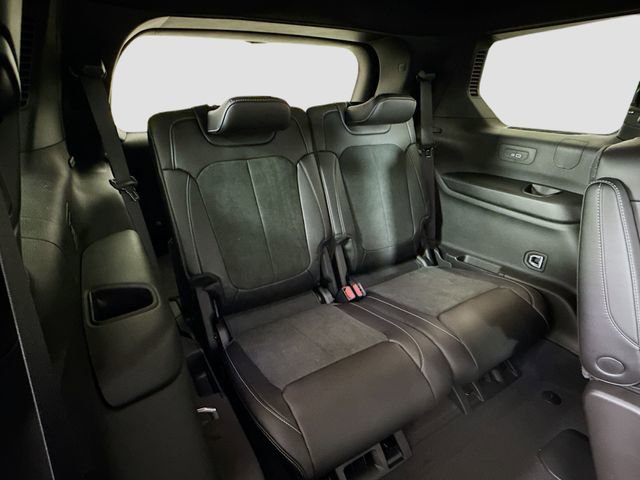 New 2025 Jeep Grand Cherokee L Altitude image 26