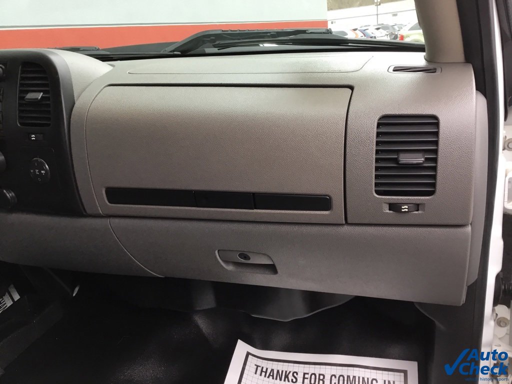 Used 2013 GMC Sierra 3500 W/T w/ Snow Plow Prep Package image 29