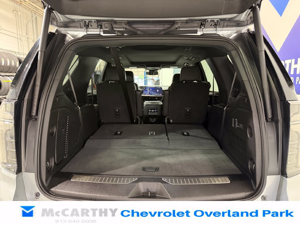 Used 2026 Chevrolet Tahoe RST w/ Comfort Package AWD/4WD image 32