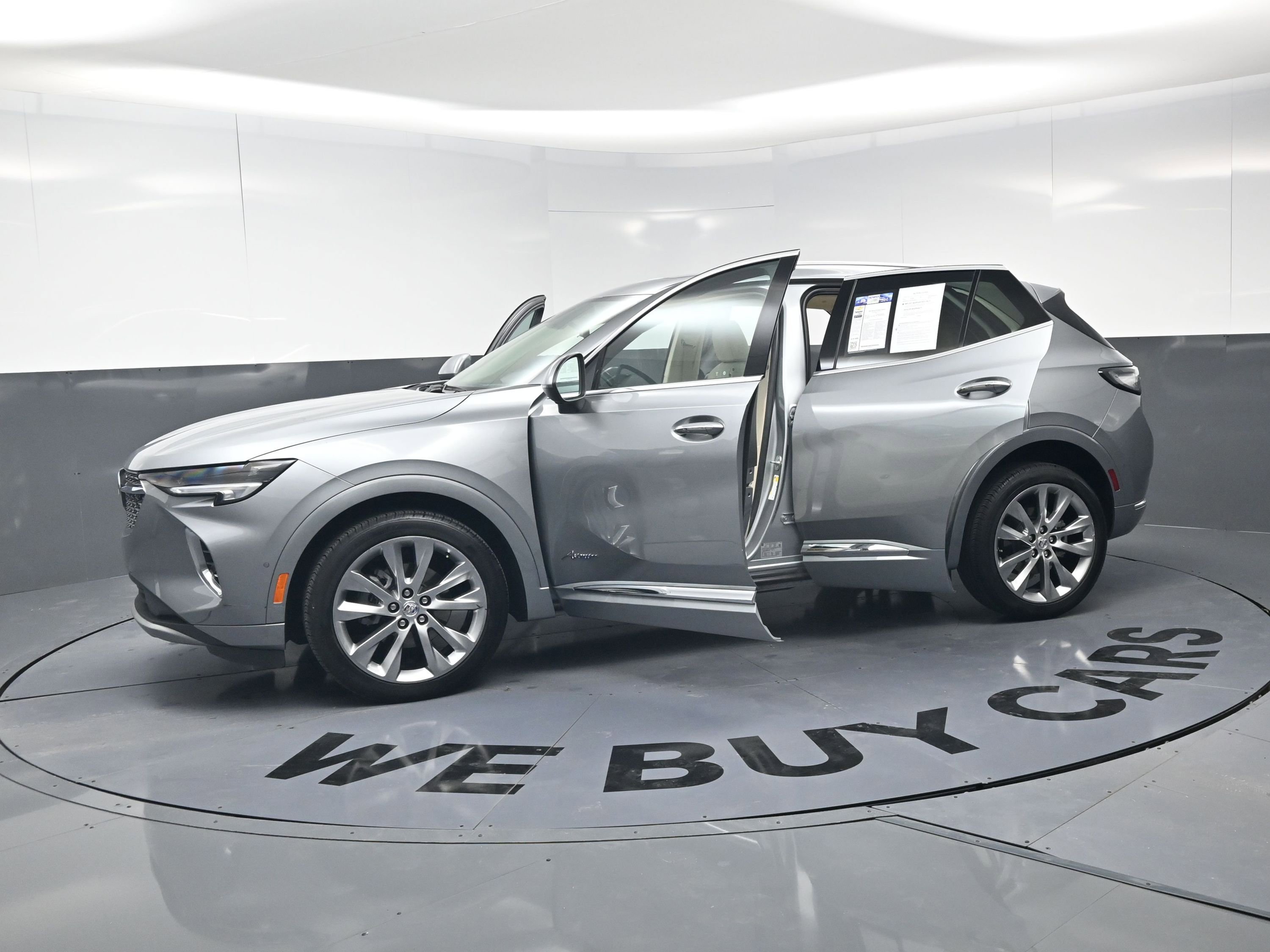 Used 2023 Buick Envision Avenir image 21