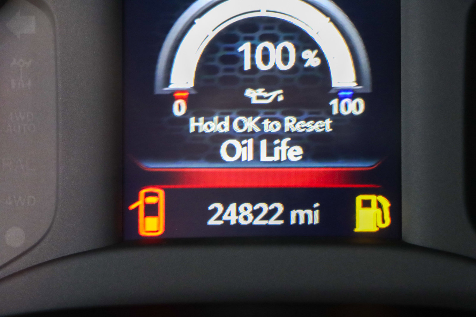 Used 2024 RAM 2500 Big Horn w/ Sport Appearance Package image 17
