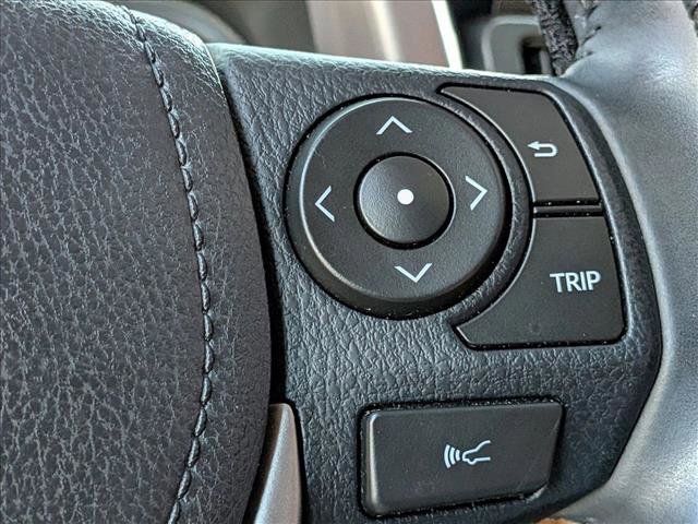 Used 2018 Toyota RAV4 Limited FWD image 13