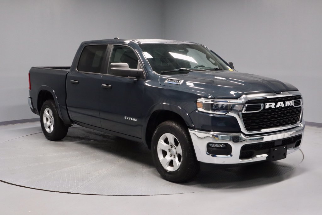 Used 2025 RAM 1500 Big Horn AWD/4WD image 1