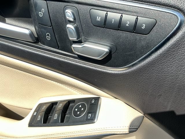 Used 2019 Mercedes-Benz GLA 250 4MATIC image 12