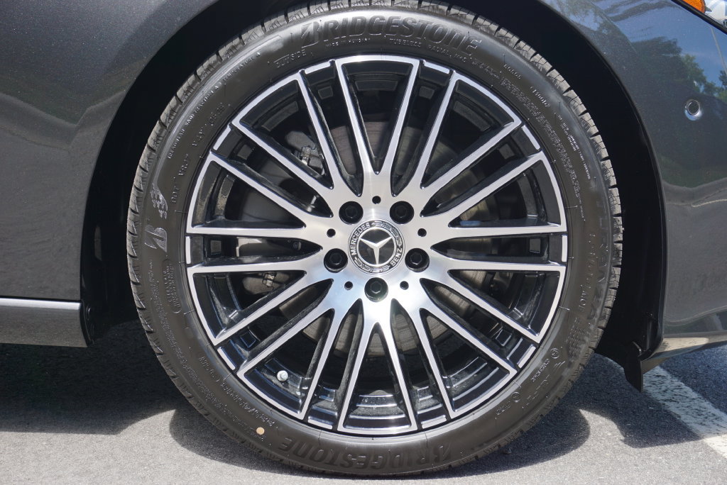 Certified 2025 Mercedes-Benz C 300 4MATIC Sedan image 17