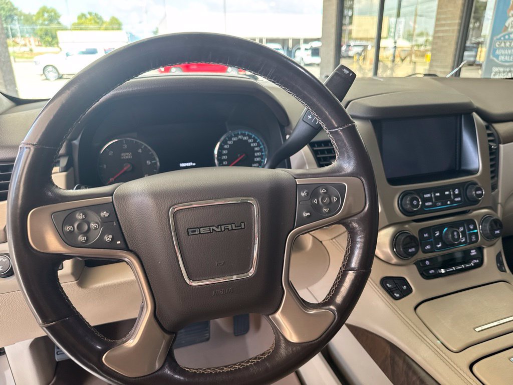 Used 2018 GMC Yukon XL Denali w/ Denali Ultimate Package AWD/4WD image 10