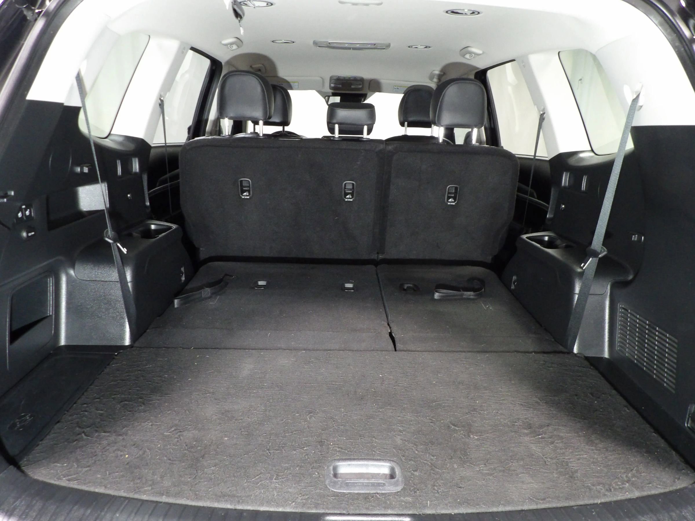 Used 2021 Kia Telluride LX AWD/4WD image 9