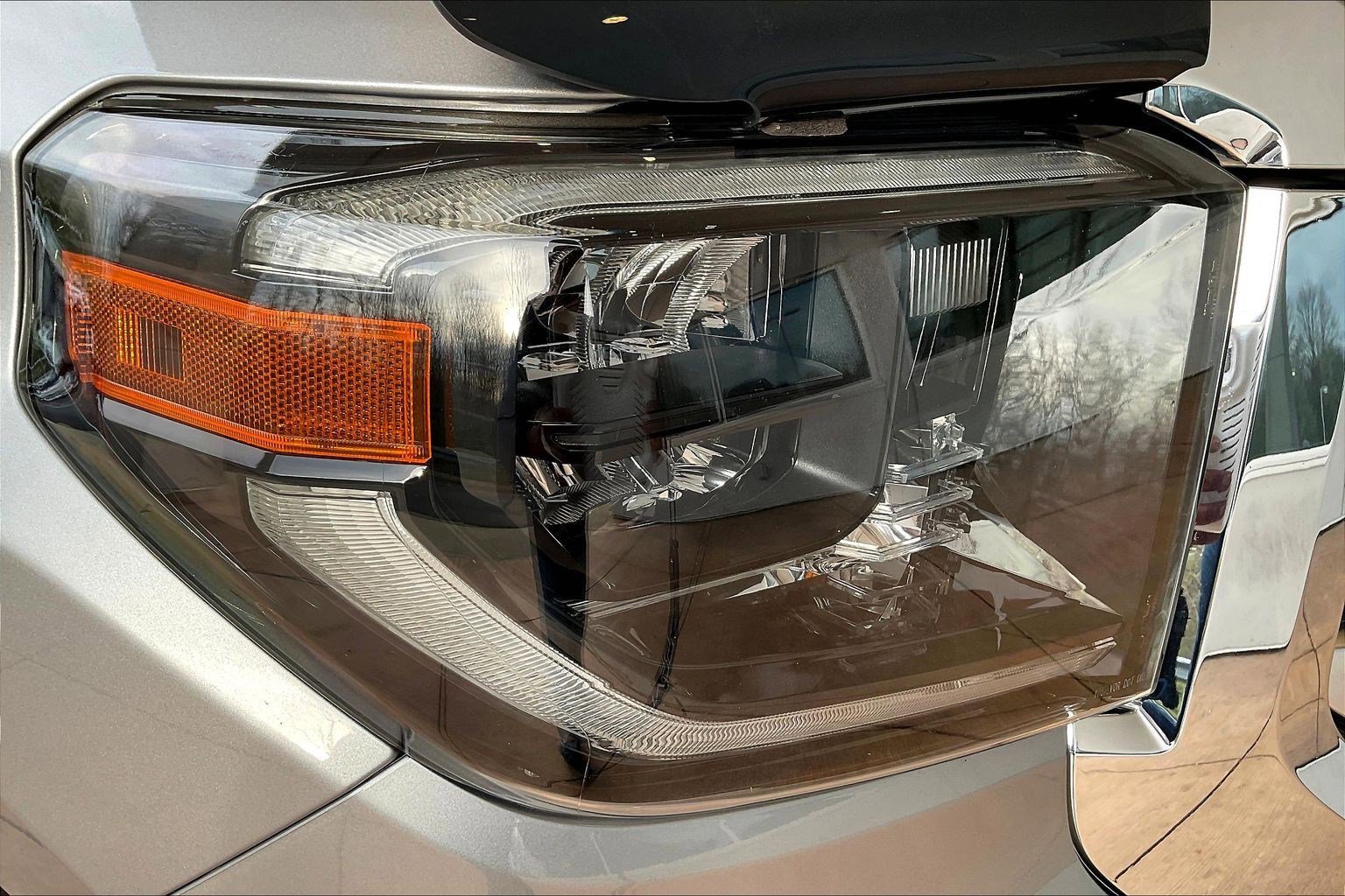 Used 2020 Toyota Tundra Limited w/ Limited Premium Package image 31