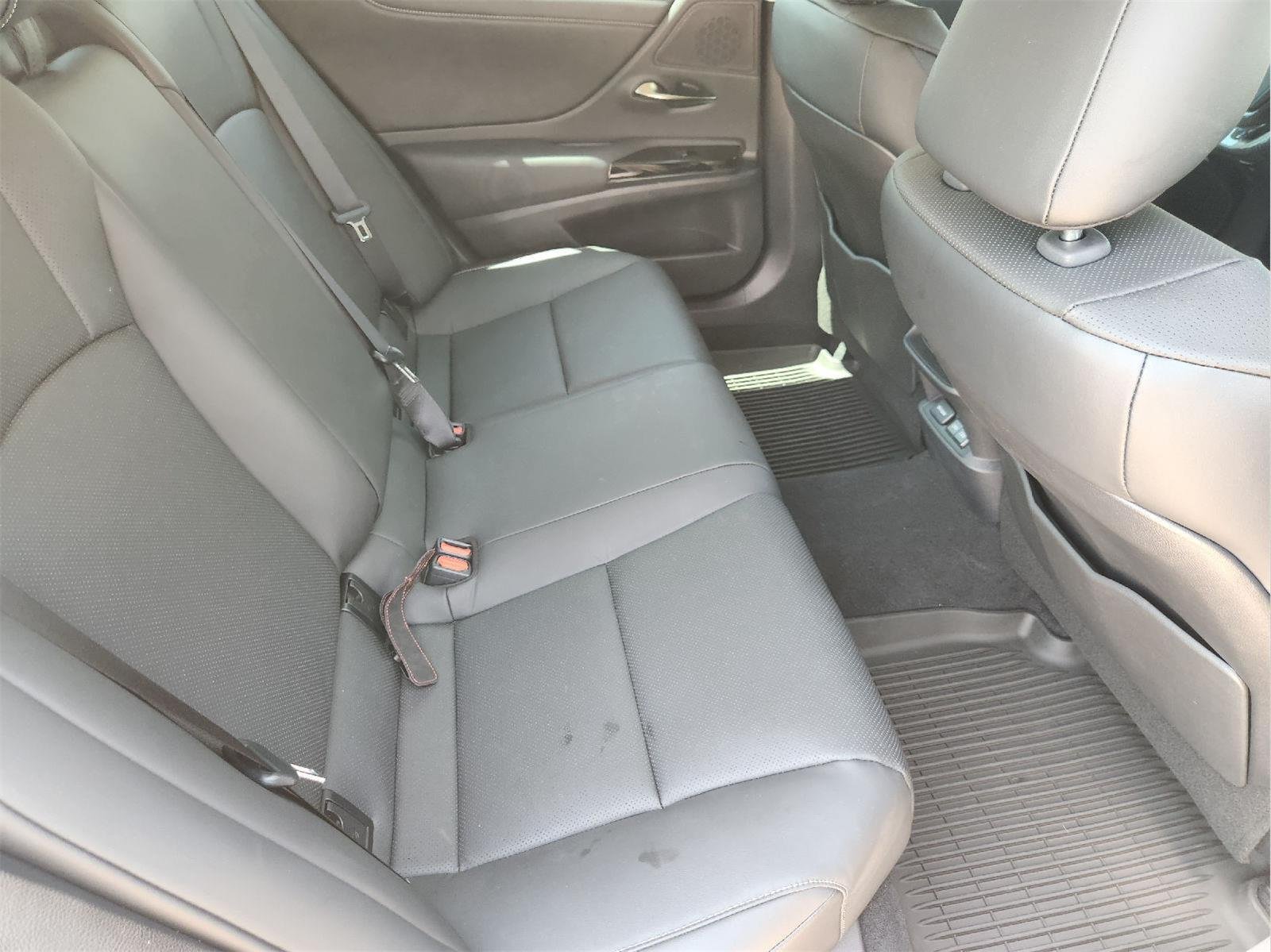 Used 2025 Lexus ES 350 w/ Premium Package FWD image 30