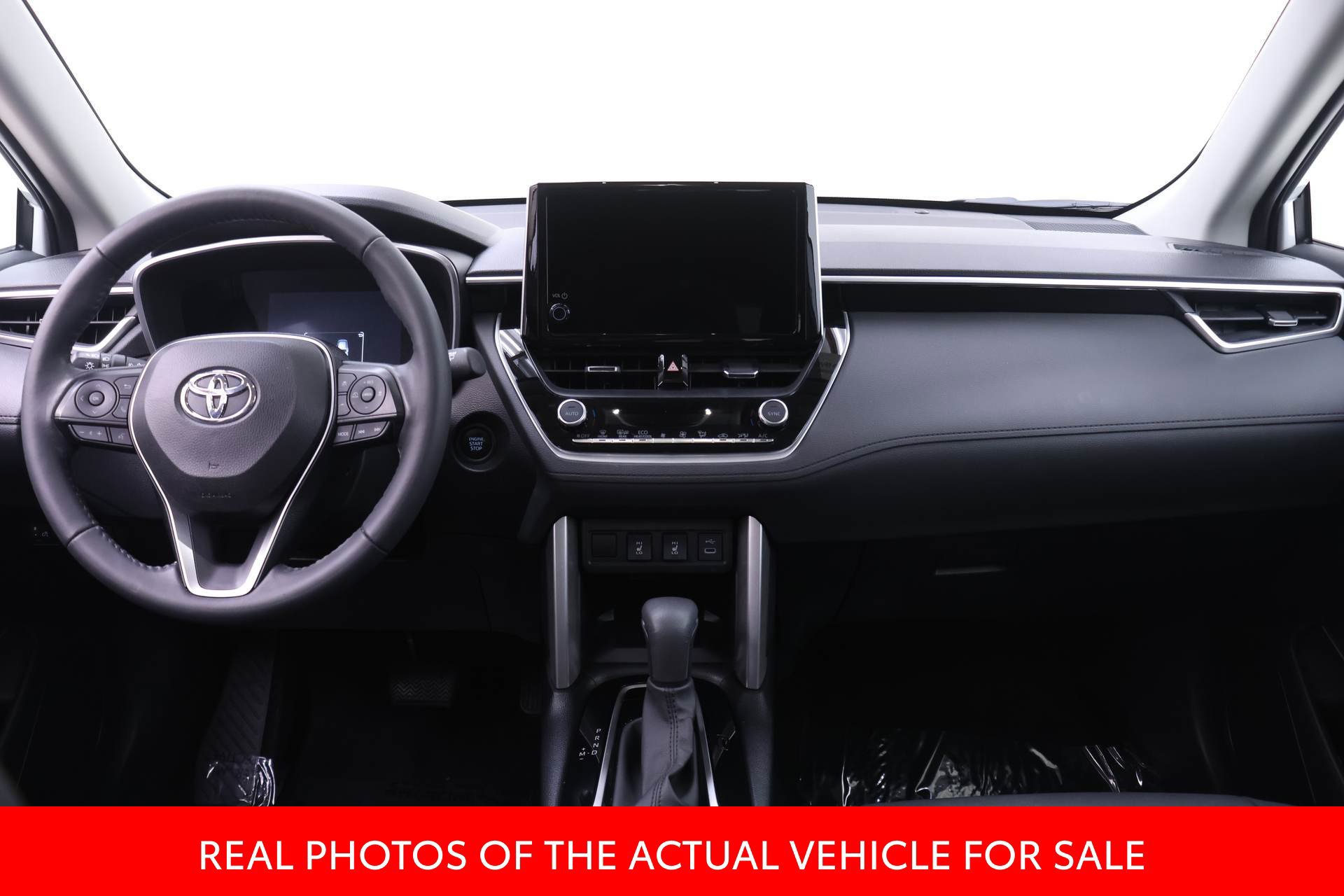 Certified 2024 Toyota Corolla Cross XLE w/ Convenience Package AWD/4WD image 5