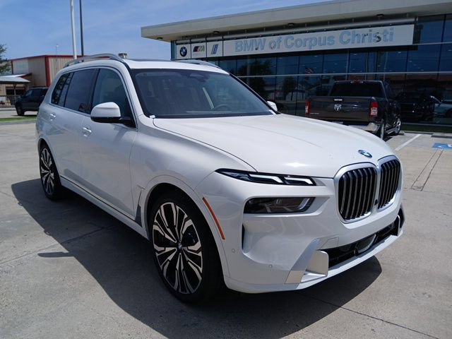 New 2027 BMW X7 xDrive40i w/ Premium Package AWD/4WD video 1