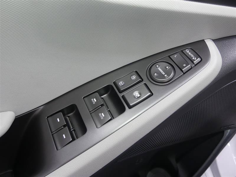 Used 2020 Hyundai Ioniq Limited FWD image 21