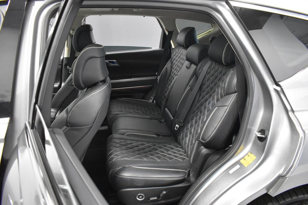 Used 2023 Genesis GV80 3.5T w/ Prestige Package AWD/4WD image 35