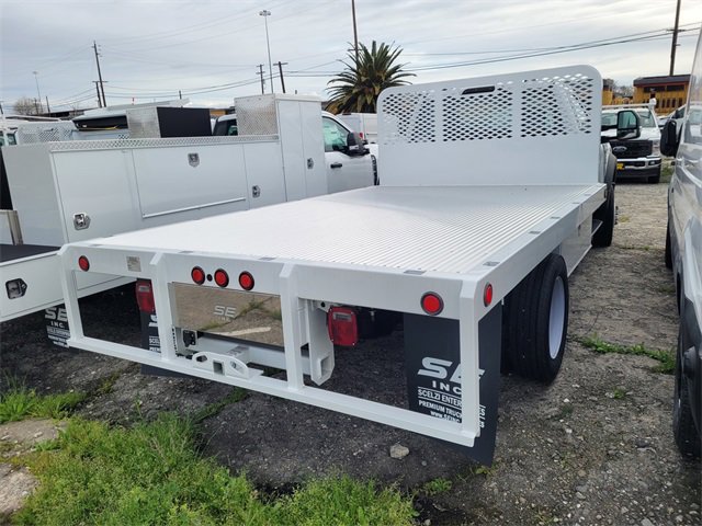 New 2024 Ford F550 4x4 Regular Cab Super Duty image 4