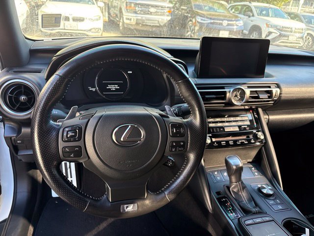 Used 2022 Lexus IS 350 F Sport RWD image 6