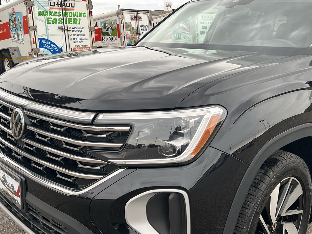 Used 2024 Volkswagen Atlas SEL image 9